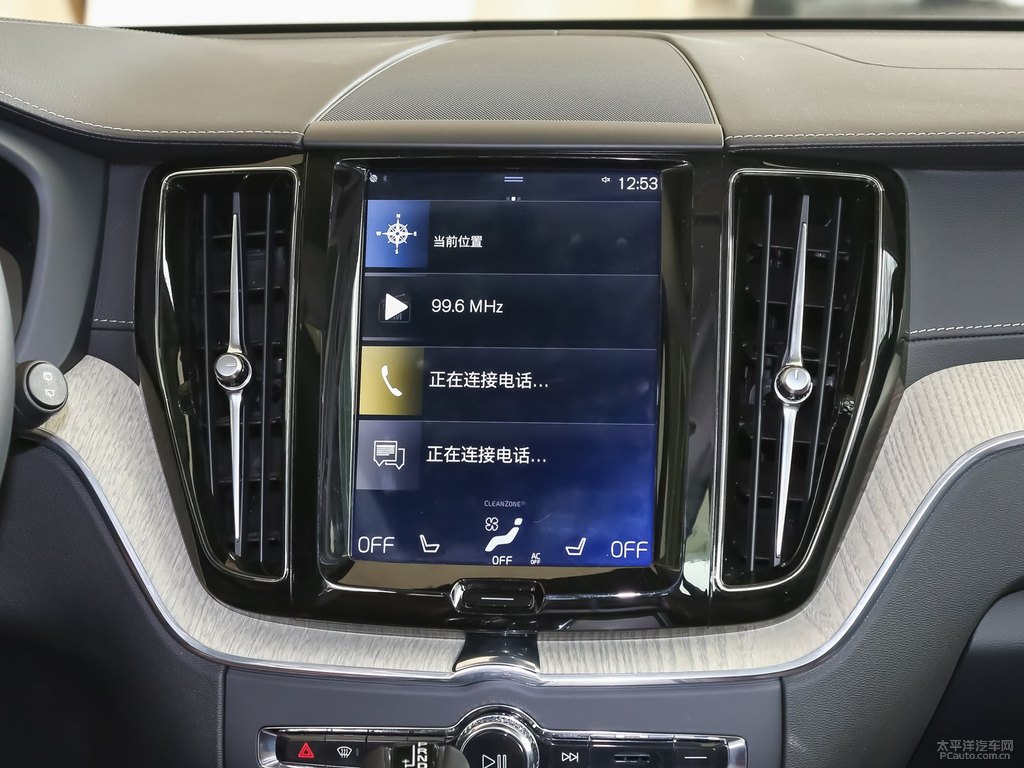 楓木棕沃爾沃XC60中控內(nèi)飾圖片