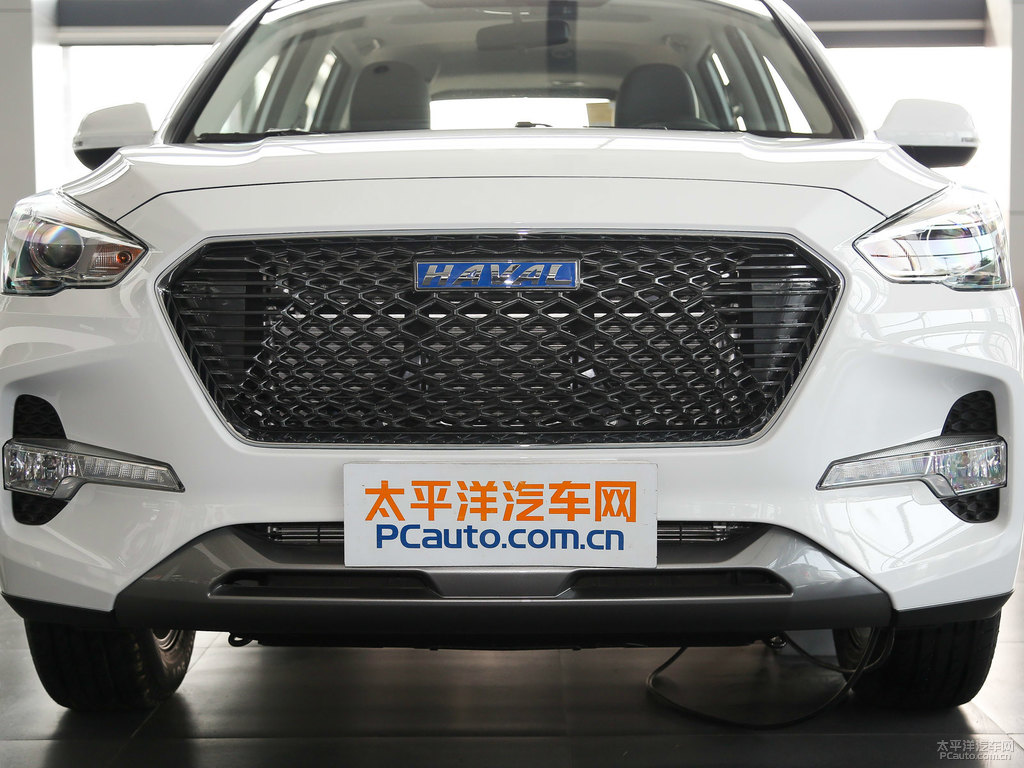 簡約白哈弗M6車頭外觀圖片