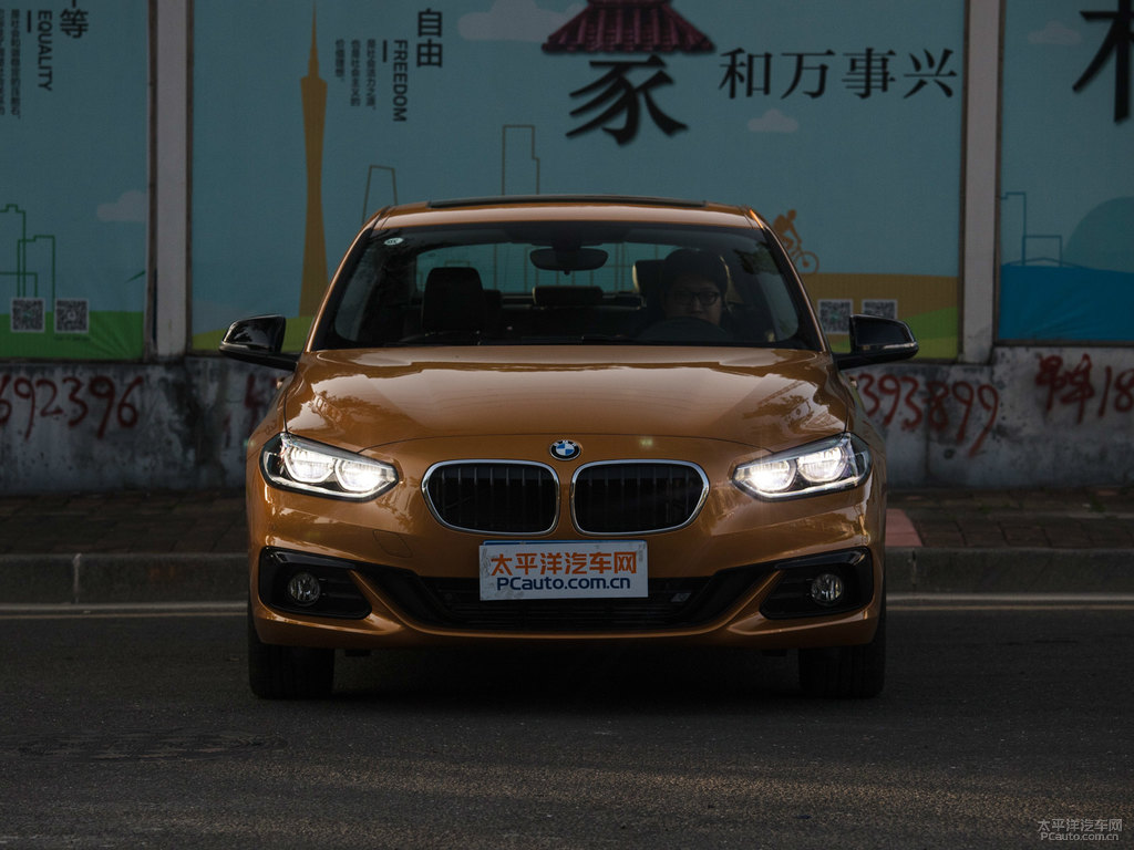 曙光金寶馬1系車頭外觀圖片