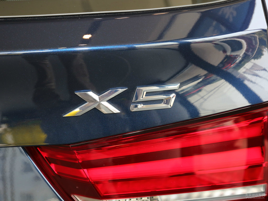 帝王藍(lán)寶馬X5(進(jìn)口)車尾外觀圖片