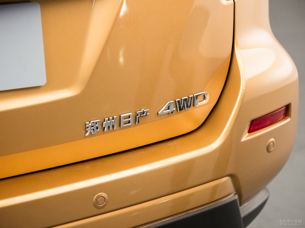 天漠金途達車尾外觀圖片