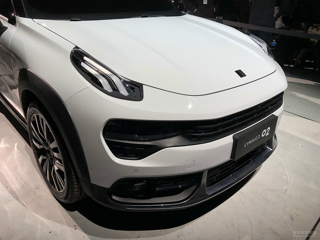 白領(lǐng)克02整車外觀外觀圖片