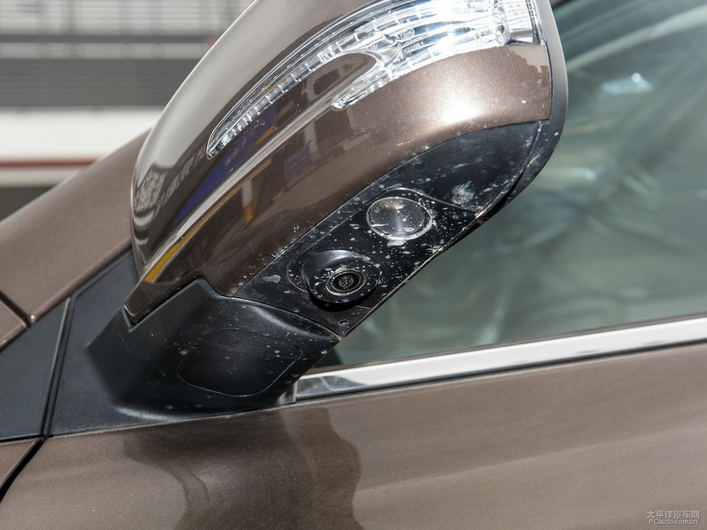 流光棕宋車身外觀圖片
