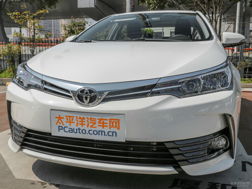 超級白色卡羅拉車頭外觀圖片