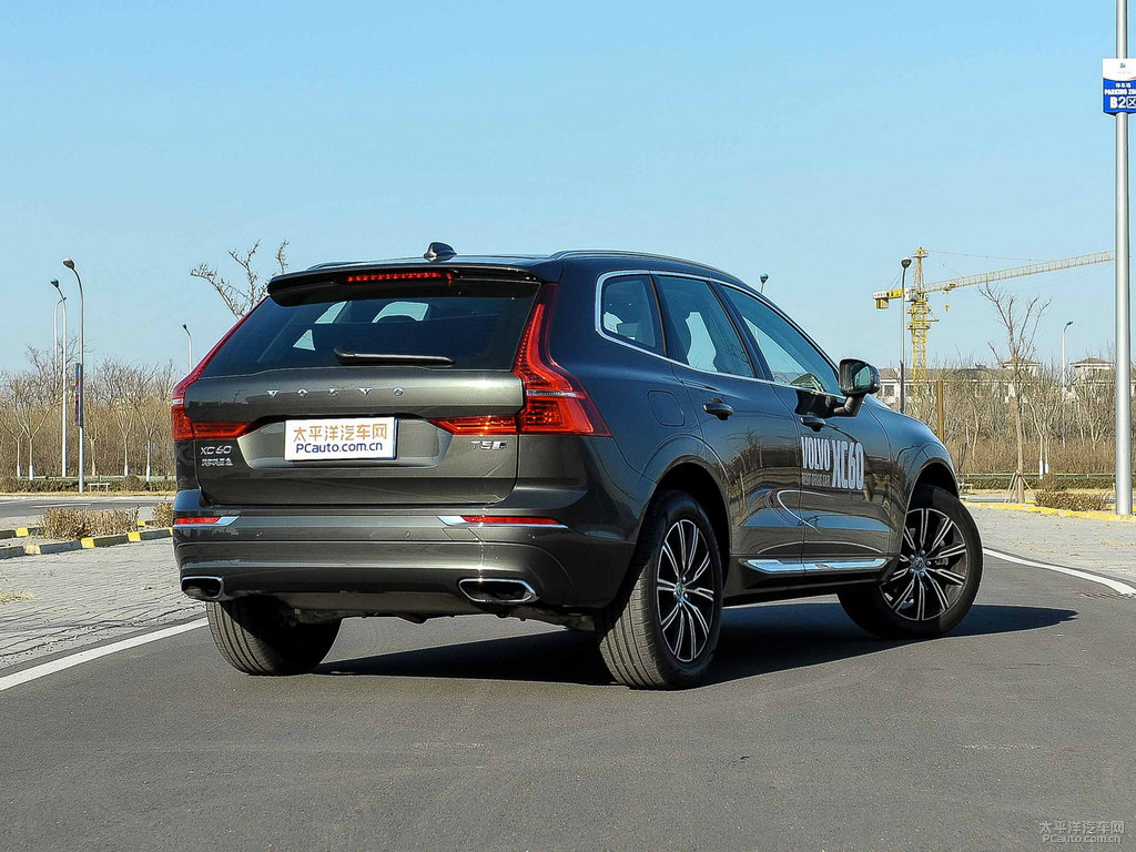 楓木棕沃爾沃XC60整車外觀外觀圖片