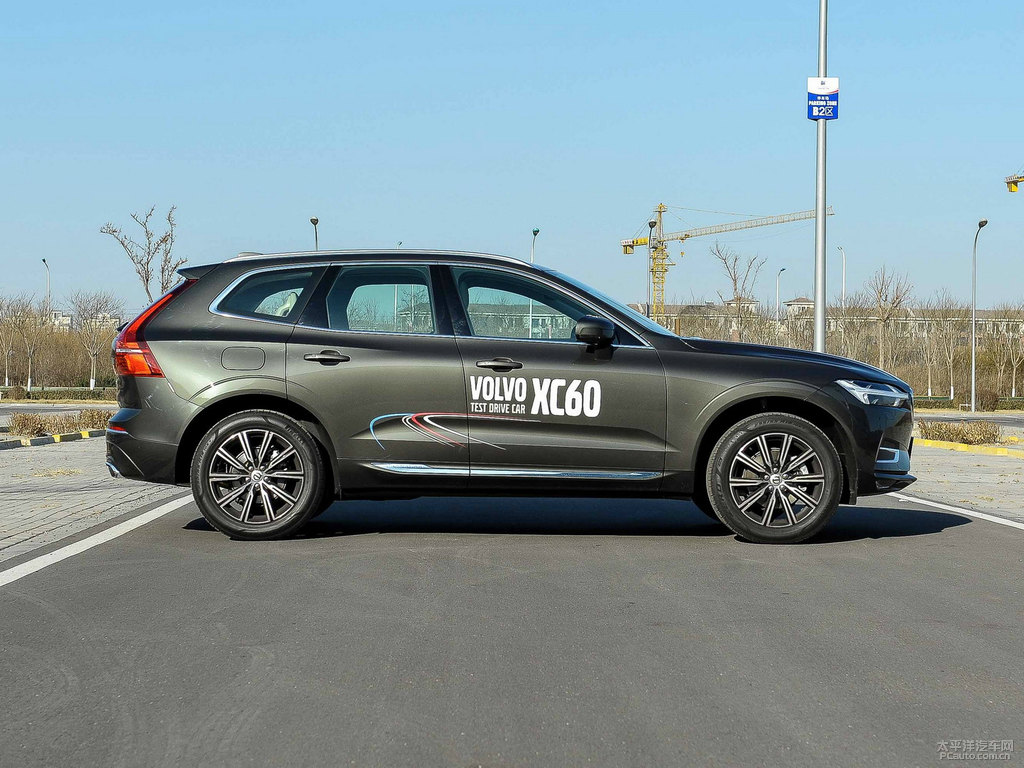 楓木棕沃爾沃XC60整車外觀外觀圖片