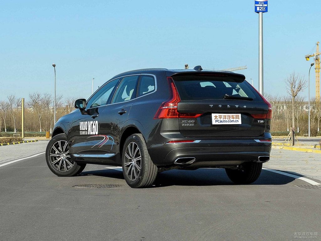 楓木棕沃爾沃XC60整車外觀外觀圖片