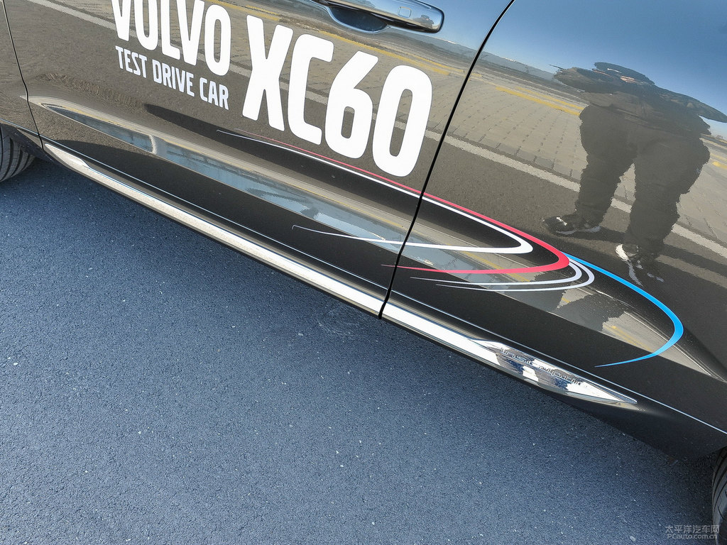 楓木棕沃爾沃XC60車身外觀圖片