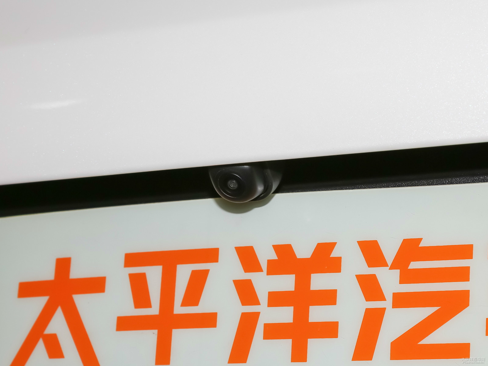 智跑外觀高清大圖