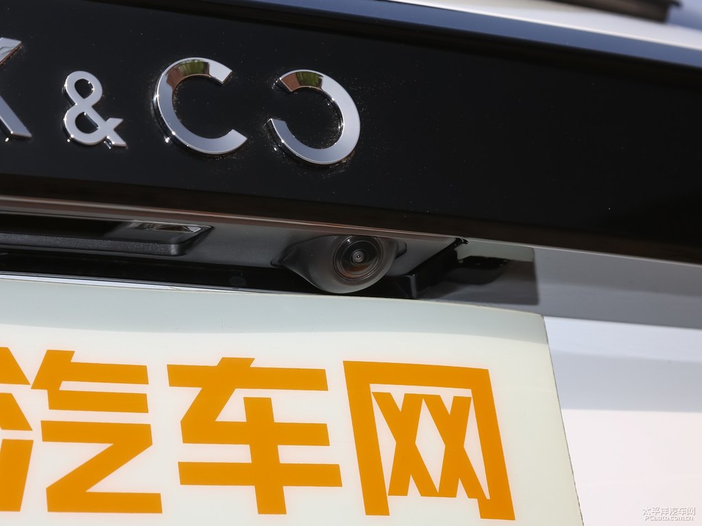白領(lǐng)克02車尾外觀圖片