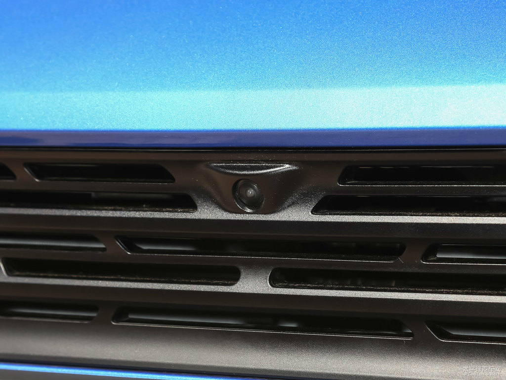藍(lán)領(lǐng)克02車頭外觀圖片