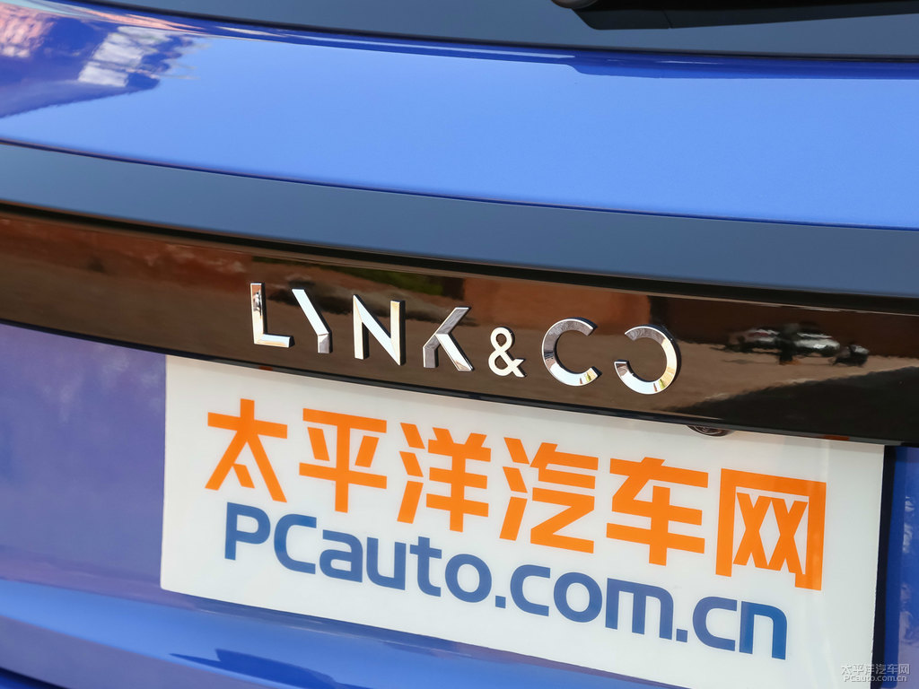 藍領克02車尾外觀圖片