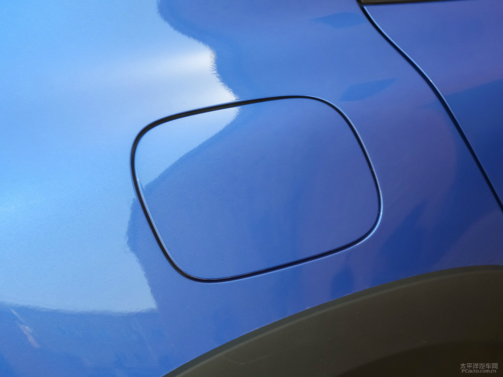 藍(lán)領(lǐng)克02車身外觀圖片
