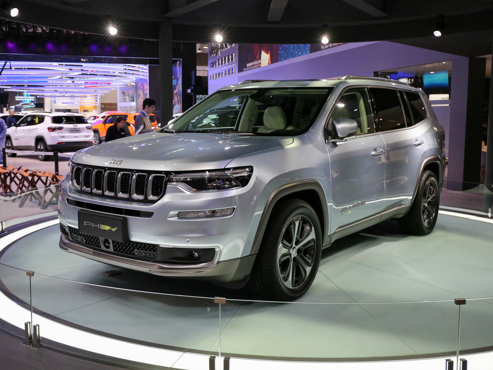 大指揮官PHEV車展高清大圖