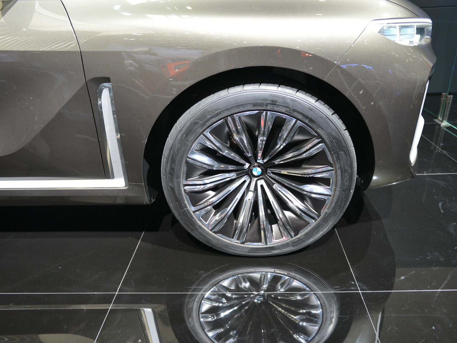 寶馬X7車展高清大圖