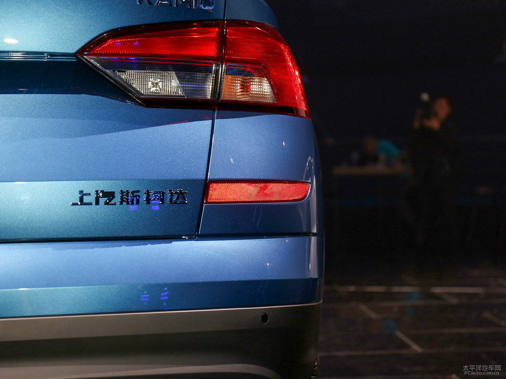 自由藍柯米克車尾外觀圖片