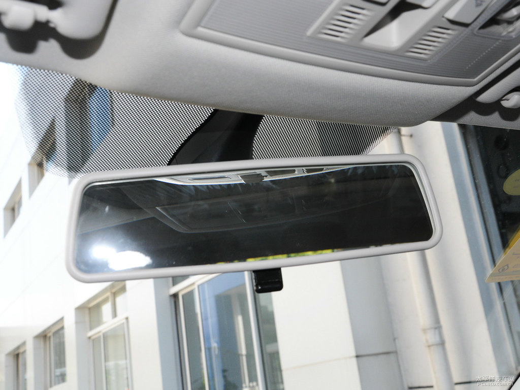 鋒芒銀朗逸車廂內(nèi)飾圖片