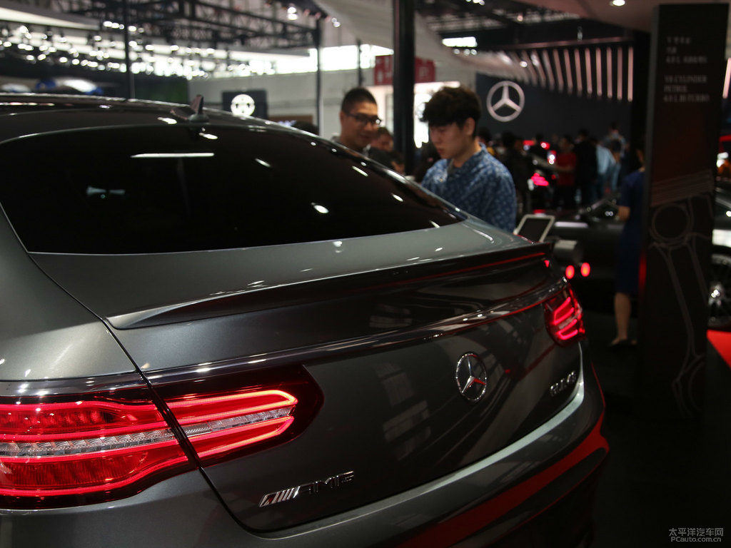 GLE ISUV AMG܇β^DƬ