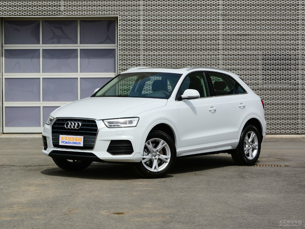 冰川白奧迪Q3整車外觀外觀圖片
