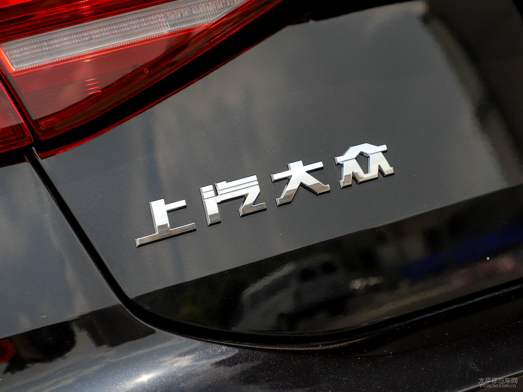 神秘黑朗逸車尾外觀圖片