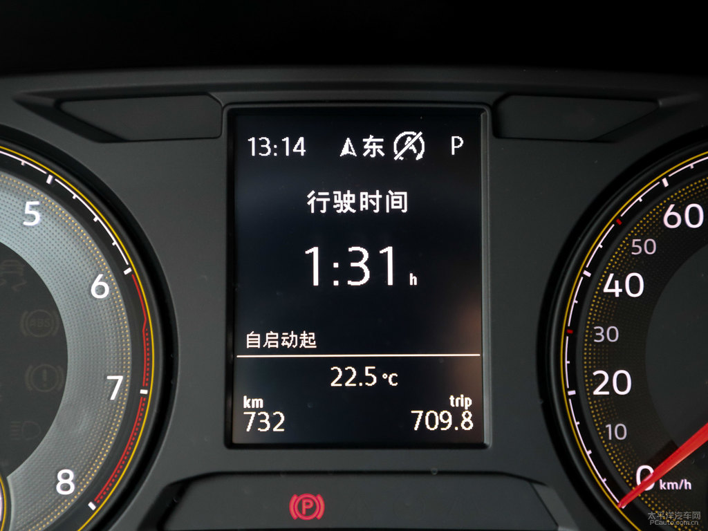雅致白朗逸中控內(nèi)飾圖片