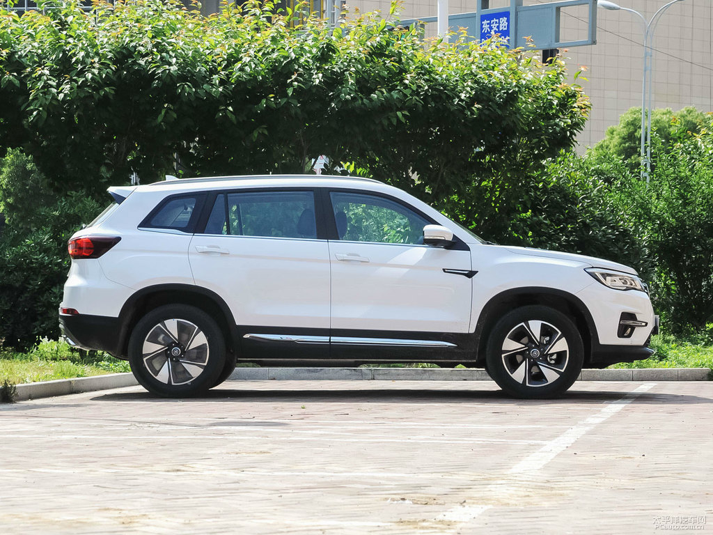 長安CS75整車外觀外觀圖片
