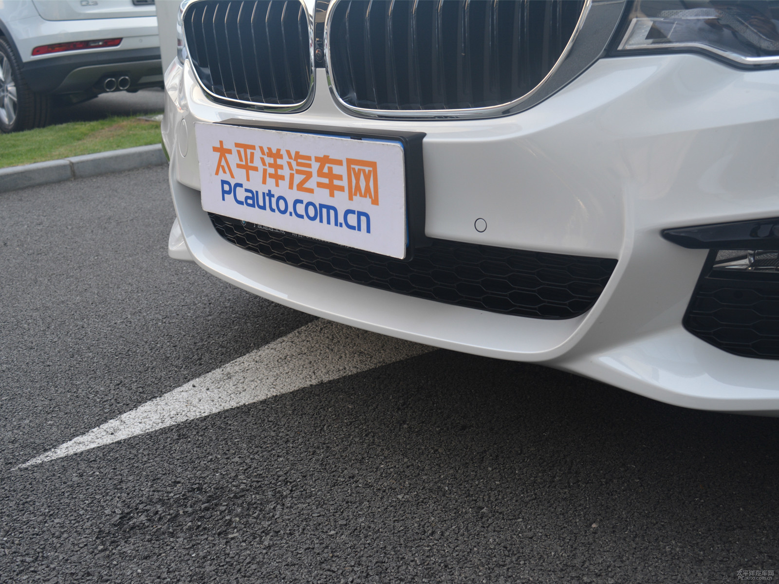 寶馬5系外觀高清大圖