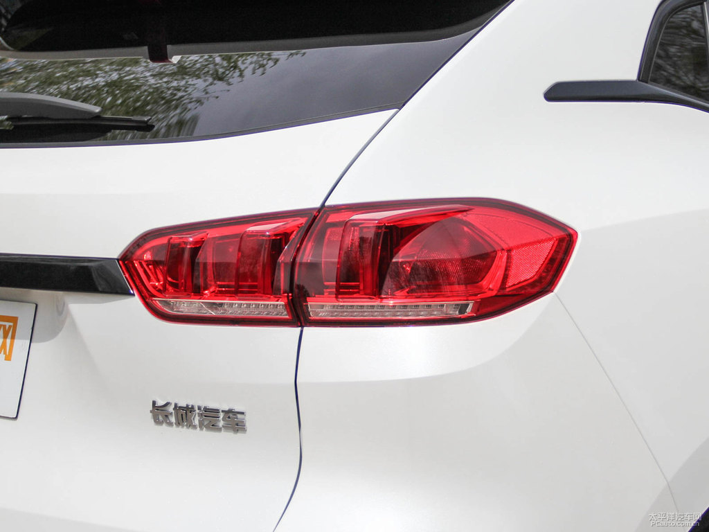 雪域白魏牌 VV5車尾外觀圖片