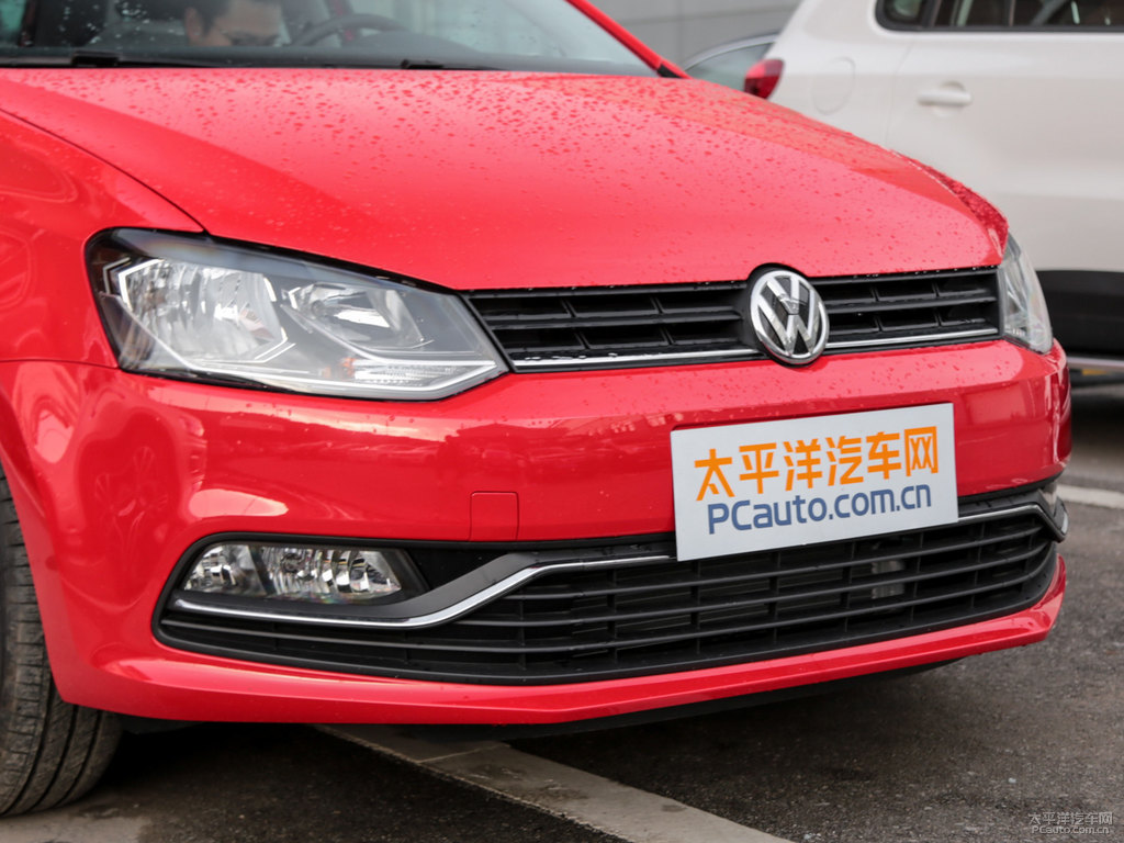 風(fēng)格紅大眾Polo車頭外觀圖片