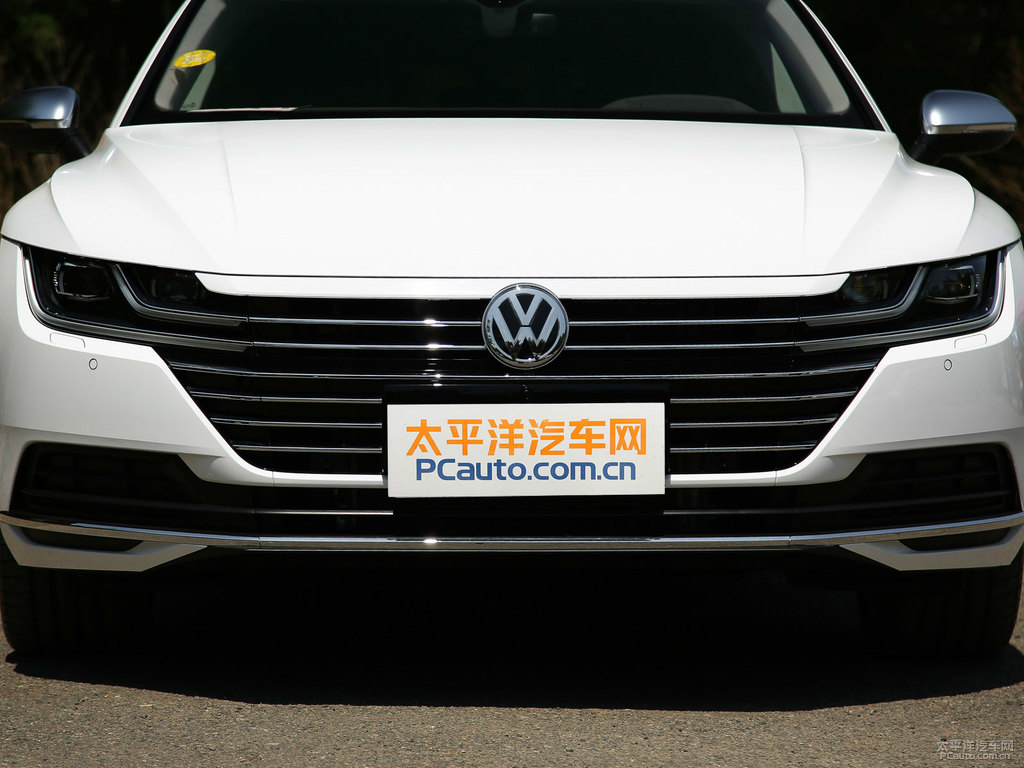 朱鷺白大眾CC車頭外觀圖片
