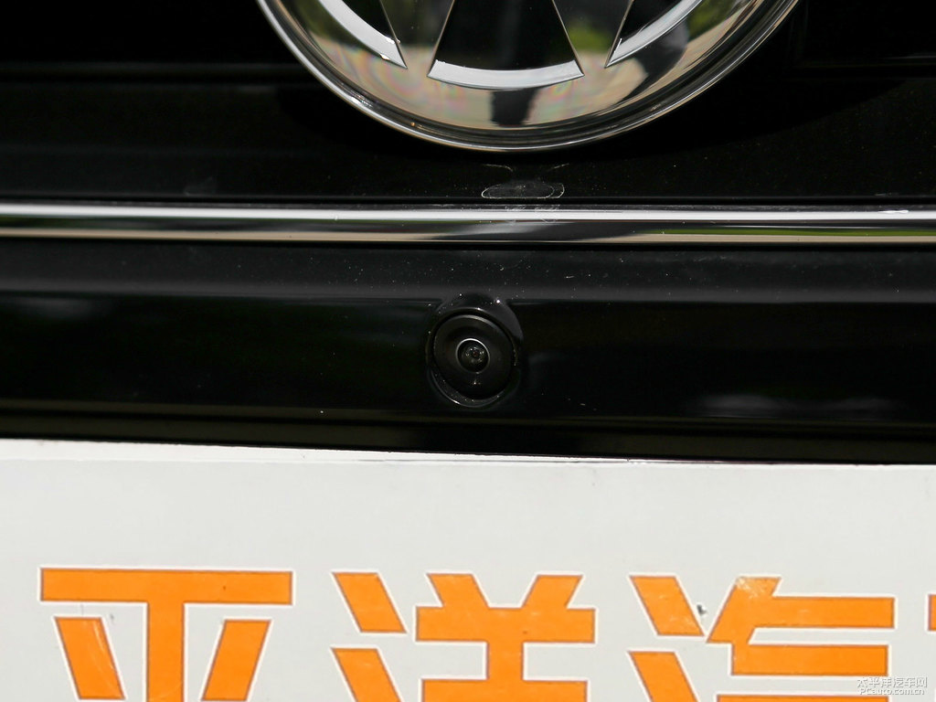 朱鷺白大眾CC車頭外觀圖片
