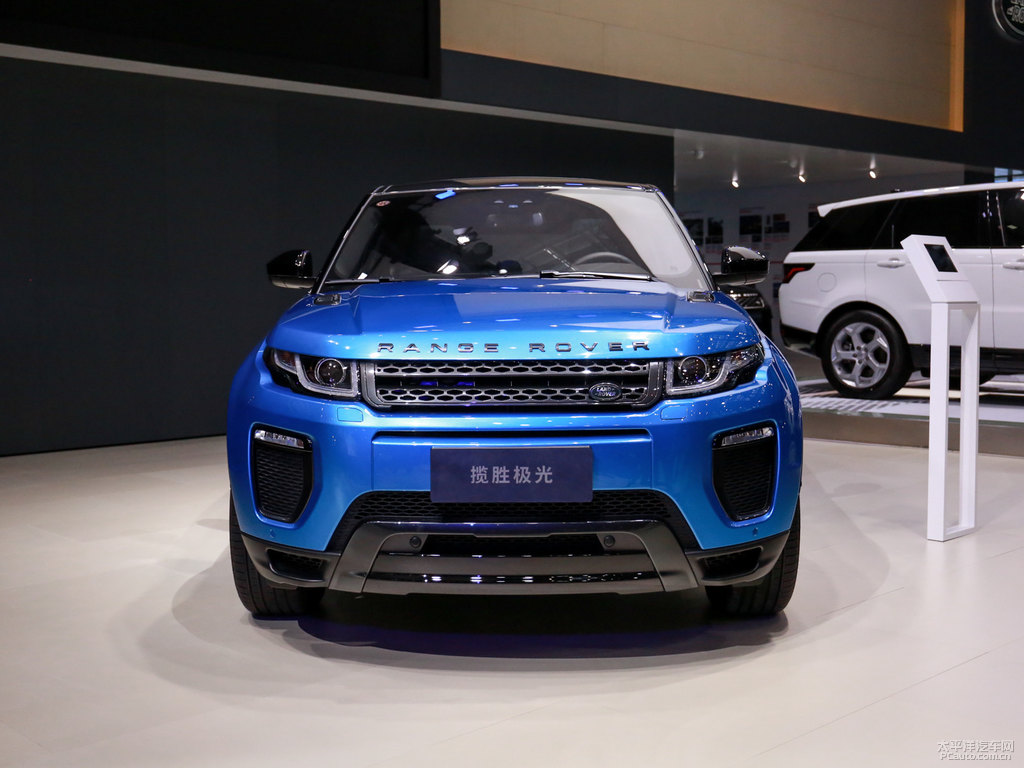 夢(mèng)蓮湖藍(lán)攬勝極光整車外觀外觀圖片