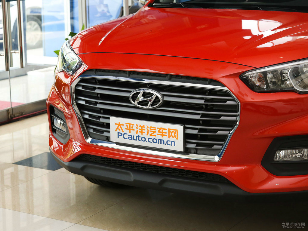 魅力橙北京現(xiàn)代ix35車頭外觀圖片