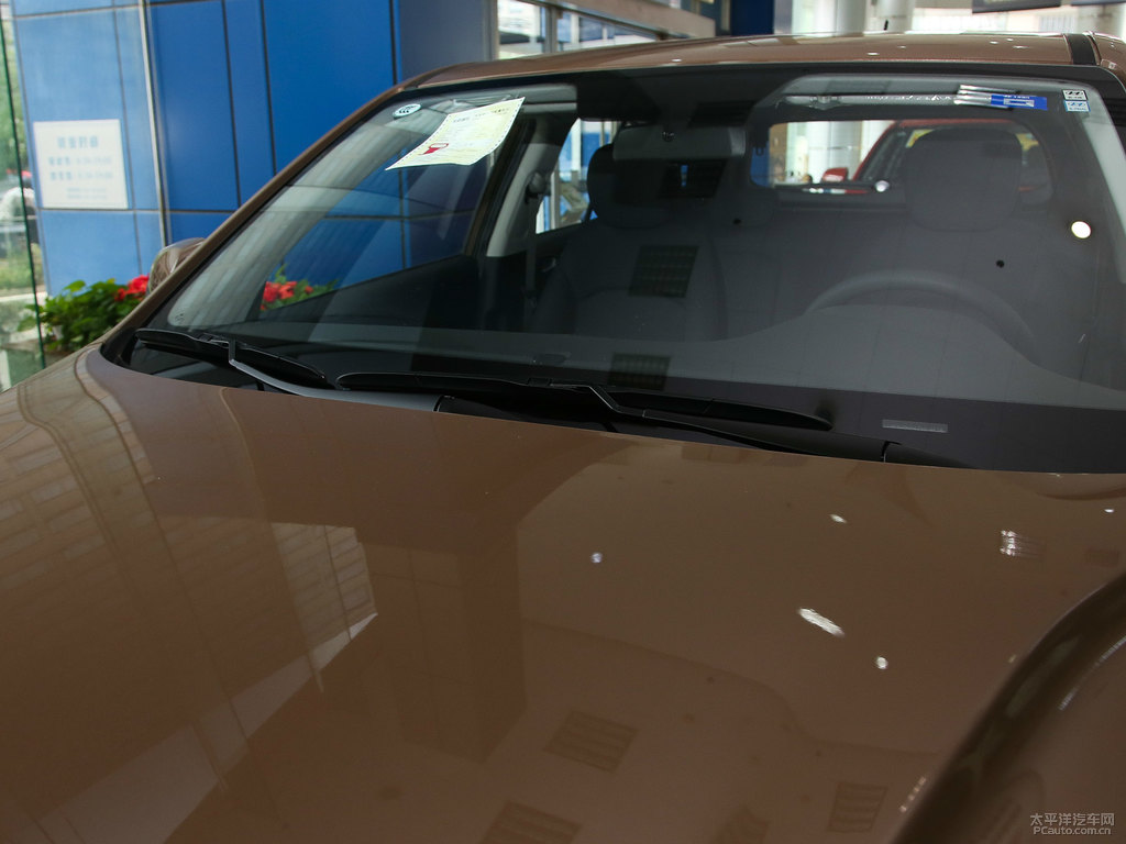 胡桃棕北京現(xiàn)代ix35車身外觀圖片