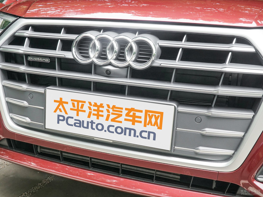 風(fēng)尚紅奧迪Q5L車頭外觀圖片