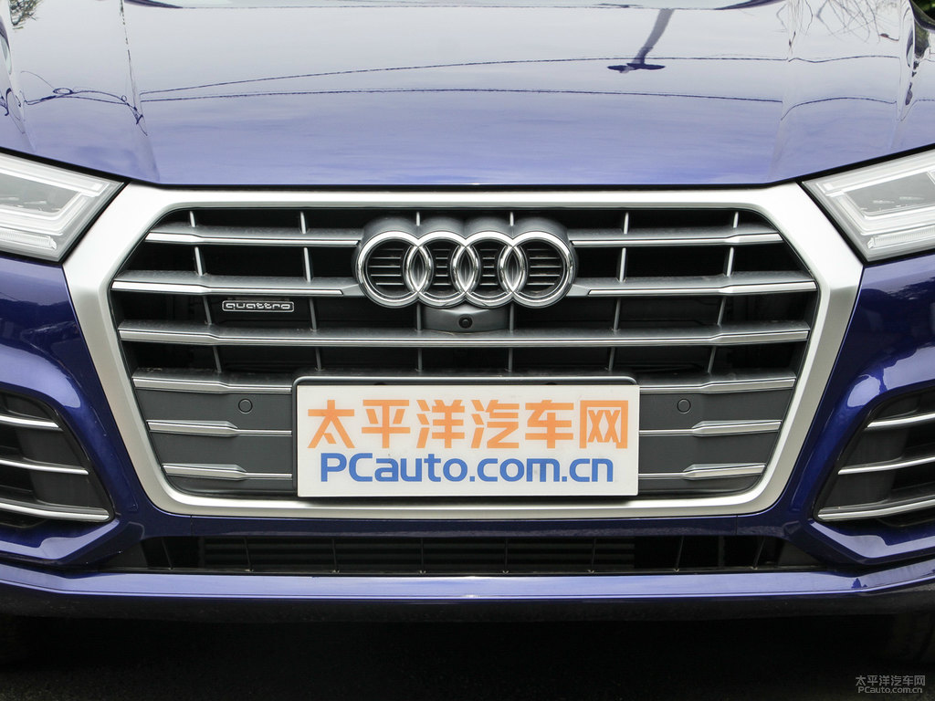 探索藍(lán)奧迪Q5L車頭外觀圖片
