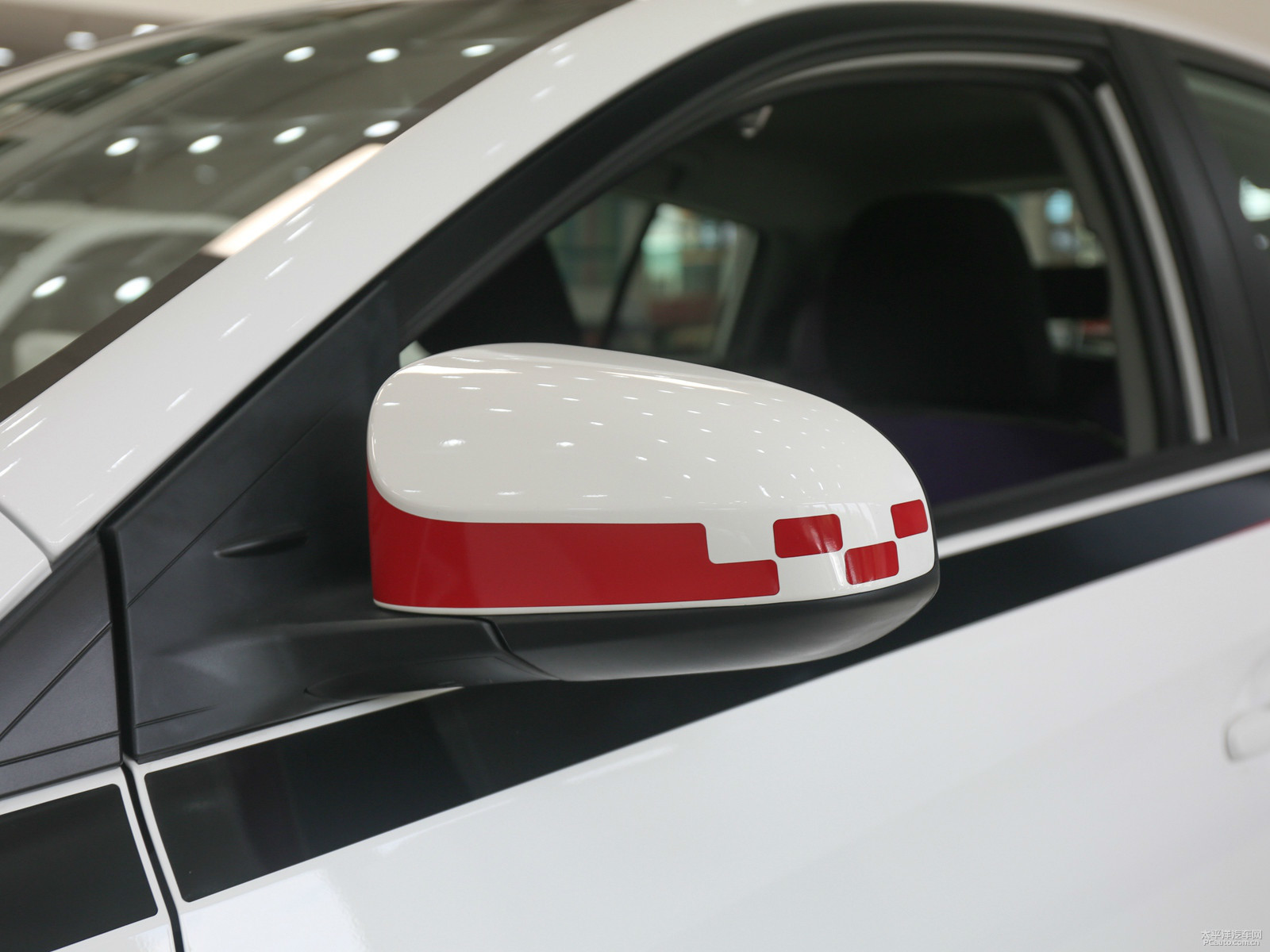 YARiS L 致炫外觀高清大圖