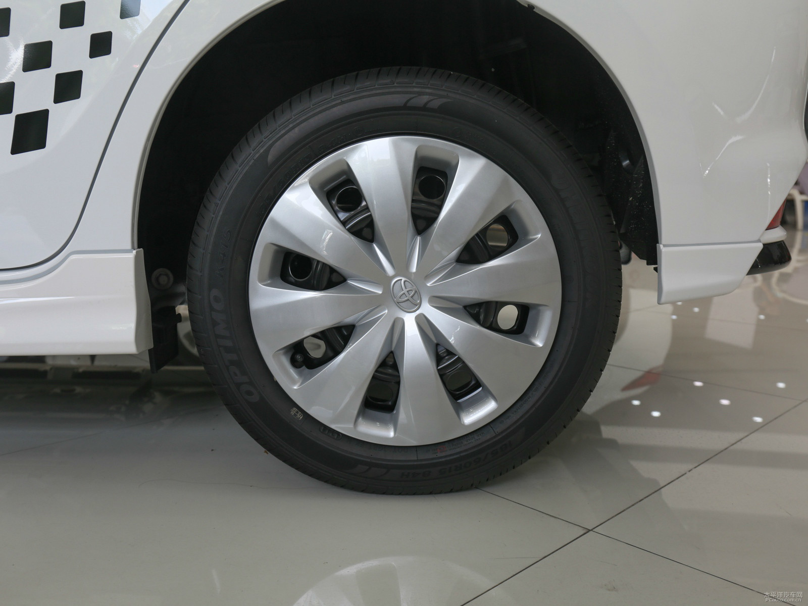 YARiS L 致炫外觀高清大圖