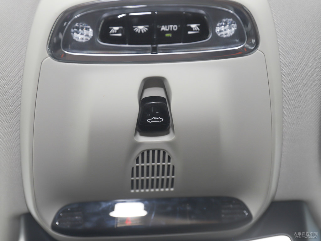楓木棕沃爾沃S90車(chē)廂內(nèi)飾圖片