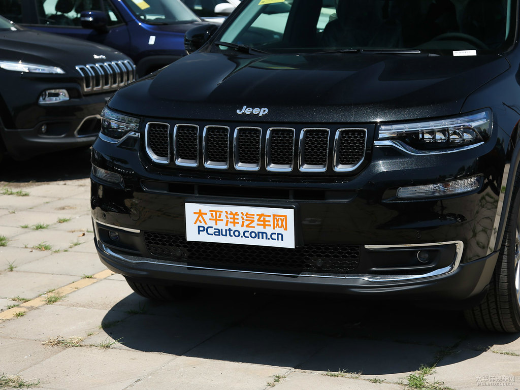 北極黑大指揮官車頭外觀圖片