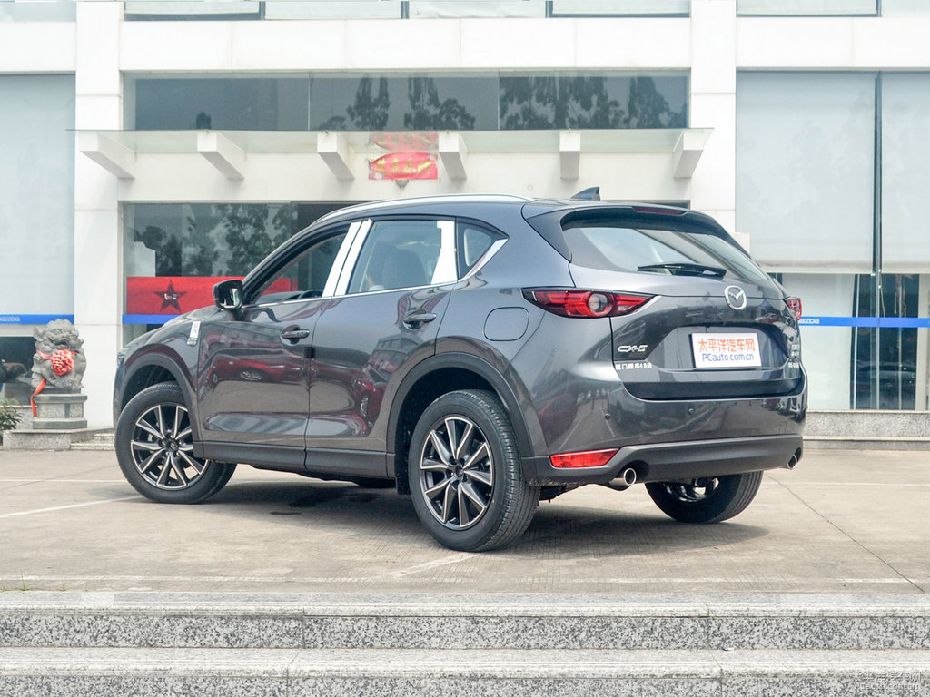 鉑鋼灰馬自達CX-5整車外觀外觀圖片