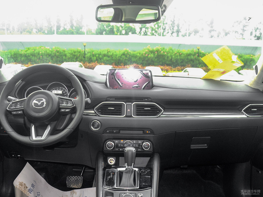 鉑鋼灰馬自達(dá)CX-5中控內(nèi)飾圖片