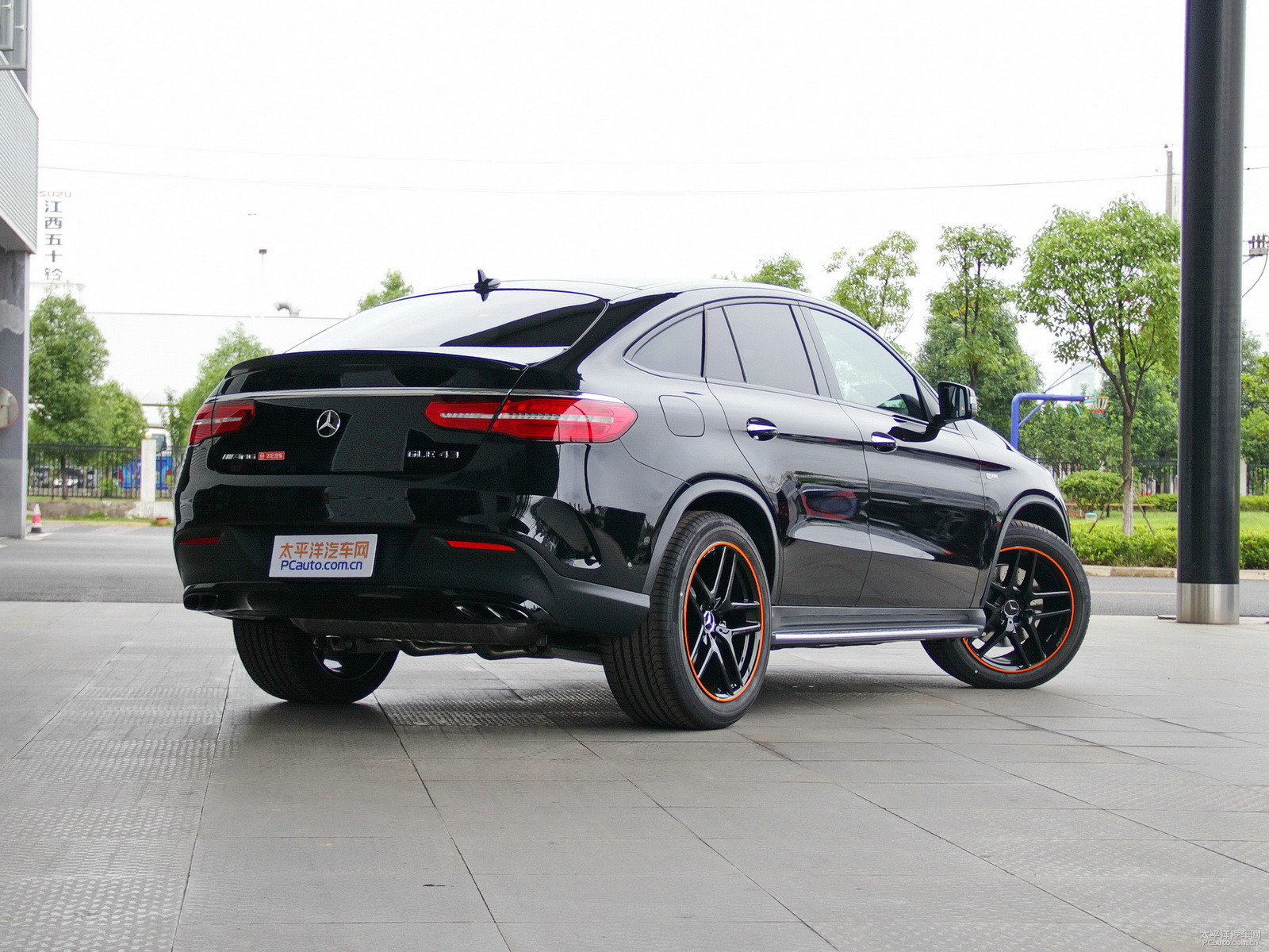 GLE 轎跑SUV AMG外觀高清大圖