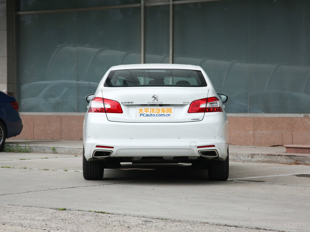 珠光白標(biāo)致408整車外觀外觀圖片
