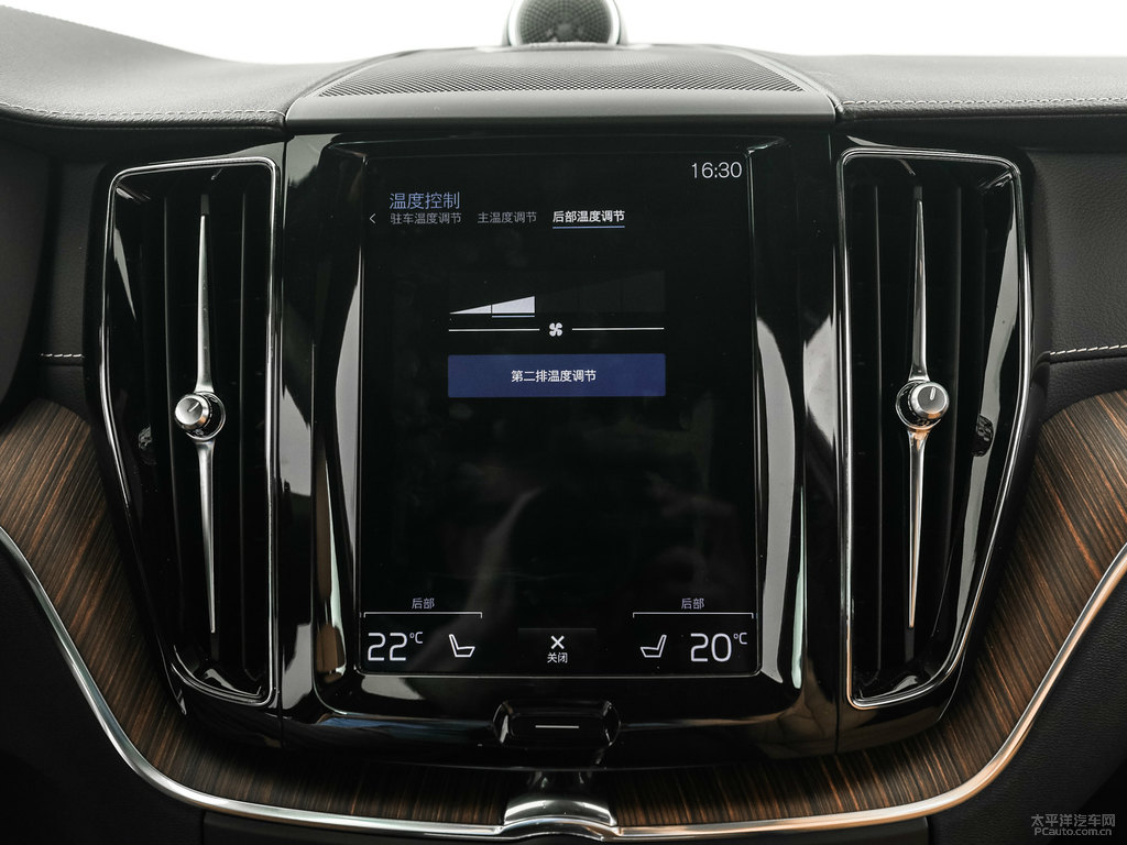 水晶白沃爾沃XC60中控內(nèi)飾圖片