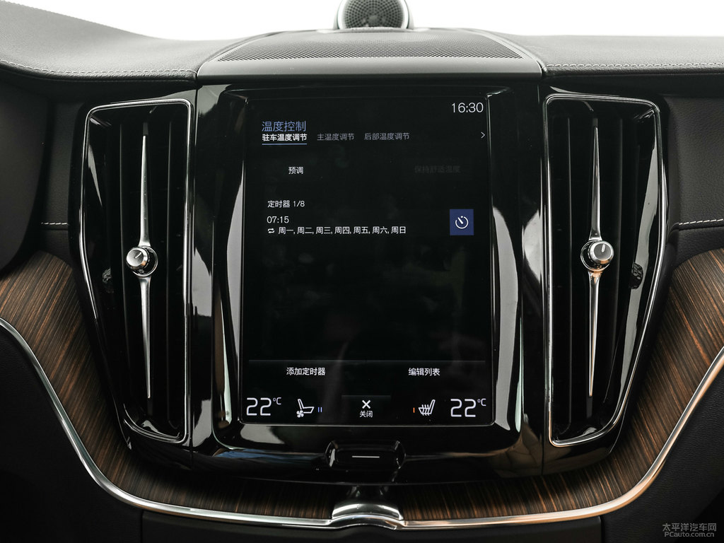 水晶白沃爾沃XC60中控內(nèi)飾圖片