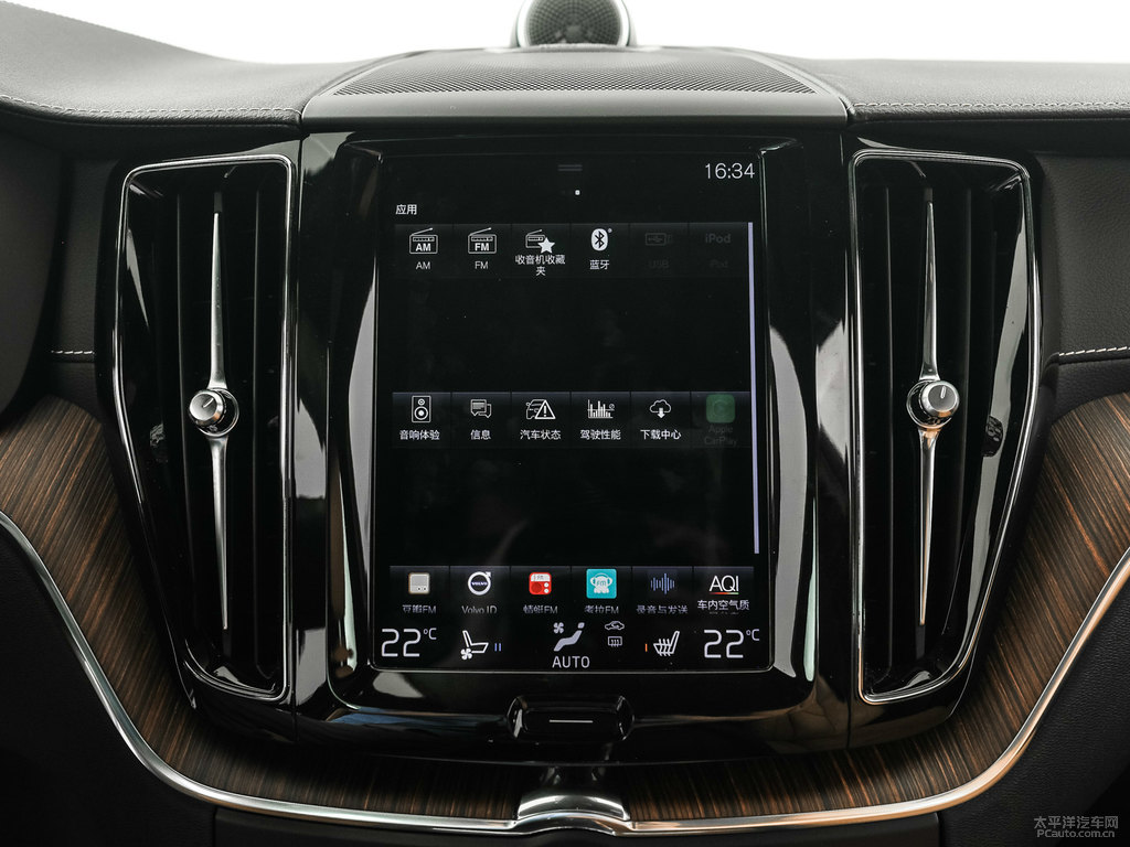 水晶白沃爾沃XC60中控內飾圖片
