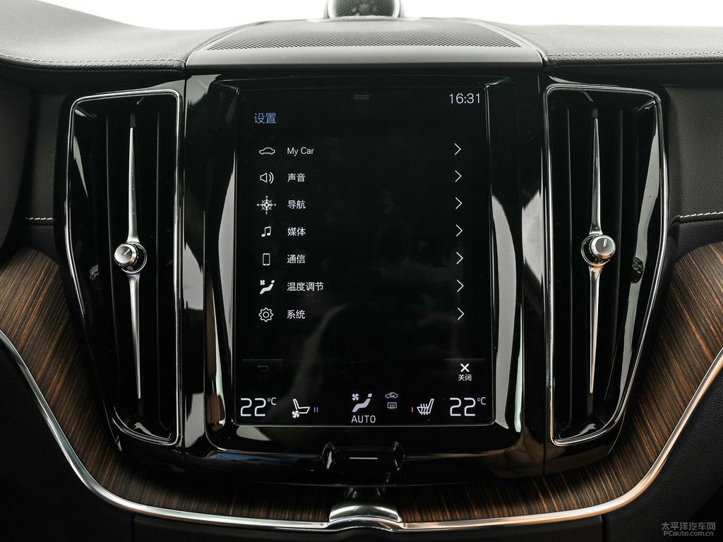 水晶白沃爾沃XC60中控內(nèi)飾圖片