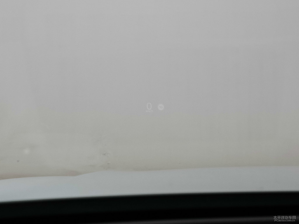 水晶白沃爾沃XC60中控內飾圖片