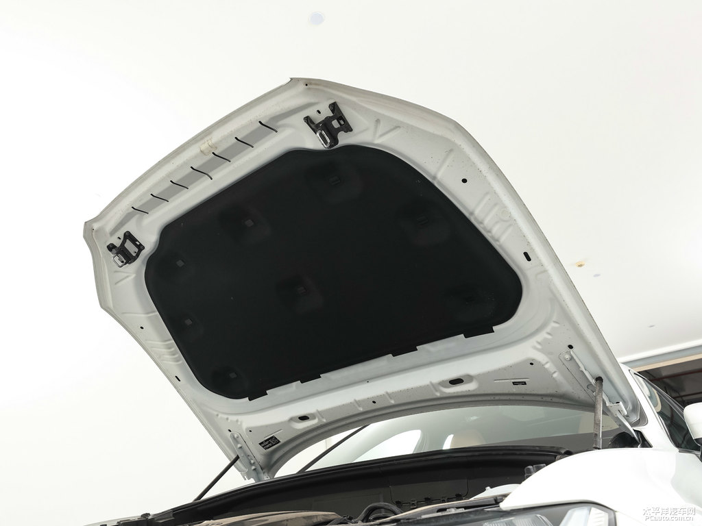 水晶白沃爾沃XC60發(fā)動機其它細節(jié)圖片